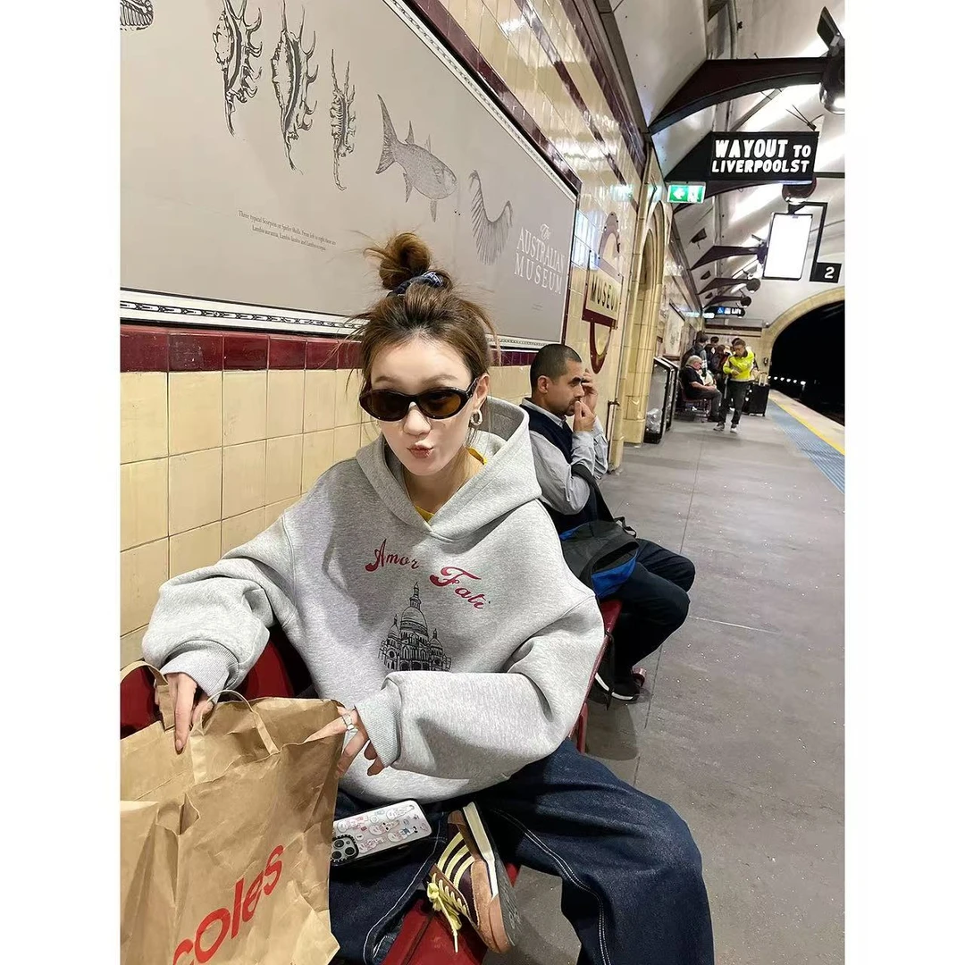 徐秋阳   26号卫衣   百搭时尚休闲显瘦显白卫衣12383