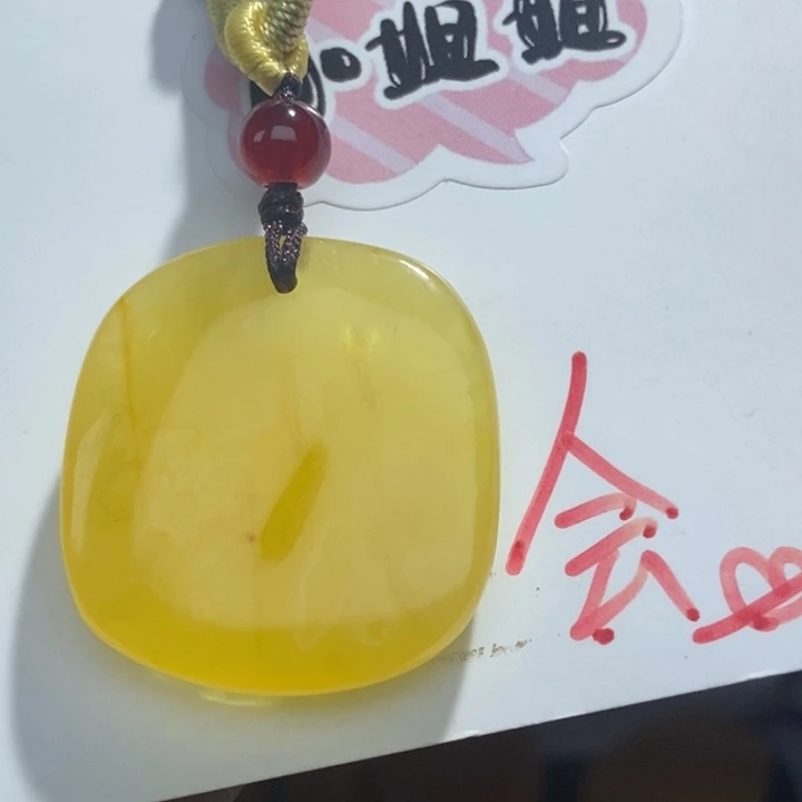 未镶嵌琥珀珠宝奇石