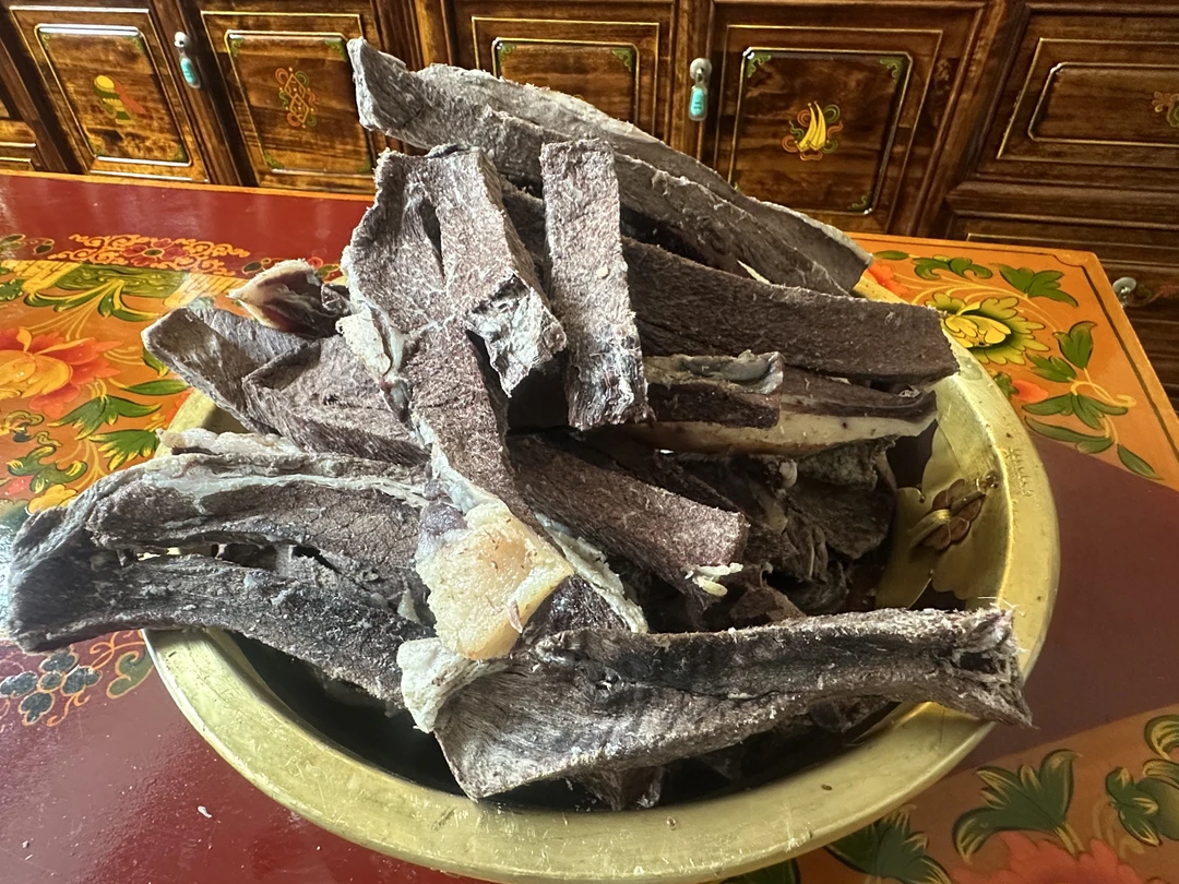 西藏当雄传统风干牦牛肉 酥脆黑红