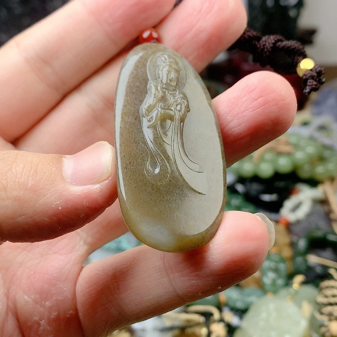 和田玉未镶嵌颈饰