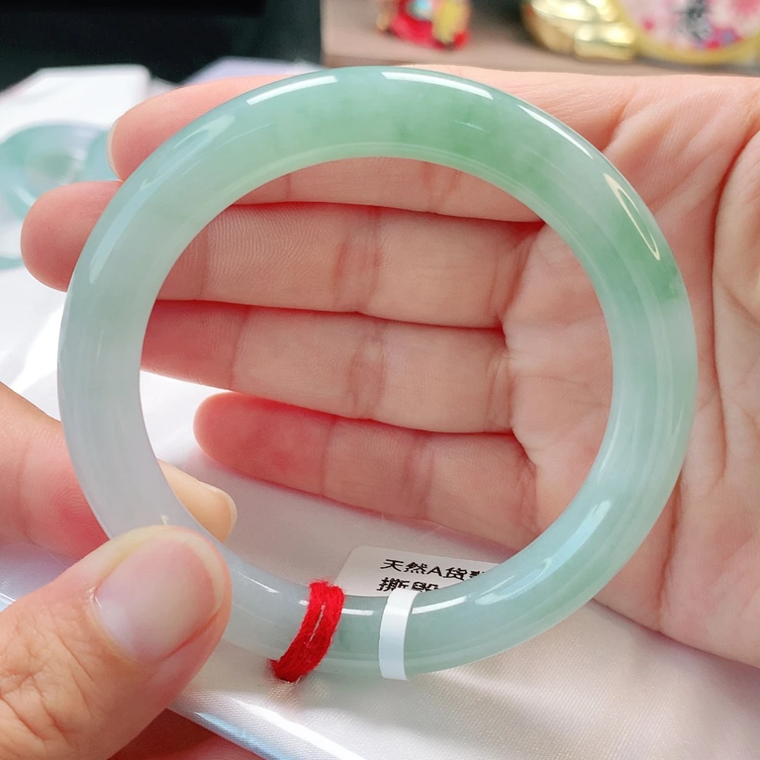 翡翠未镶嵌手镯55圆