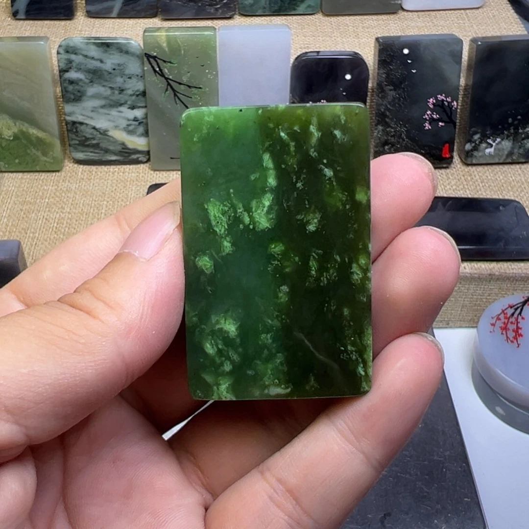 和田玉（碧玉）未镶嵌珠宝半成品