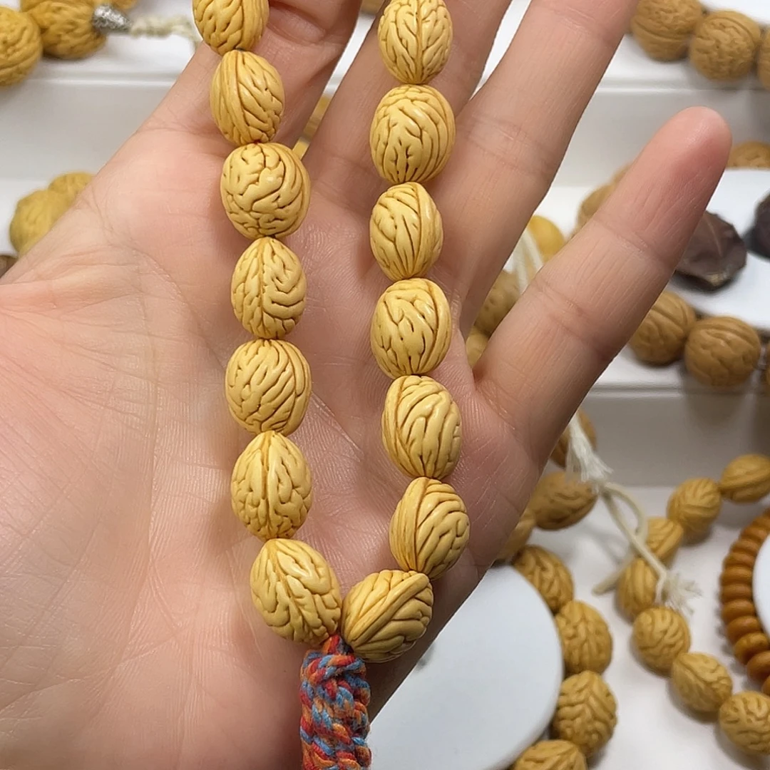 :***o东北脑纹桃核1.0钱袋子