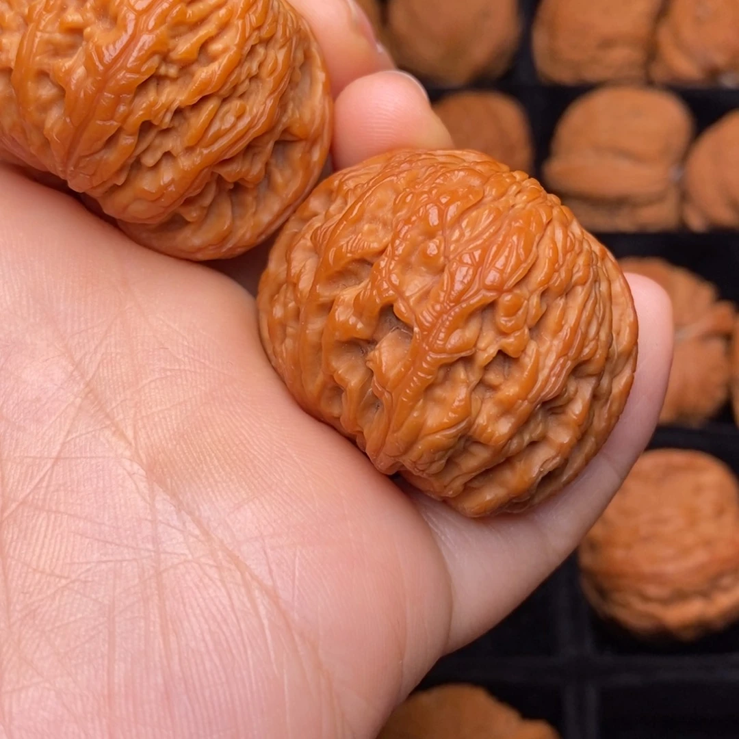 文玩核桃吊坠秦岭野生核桃