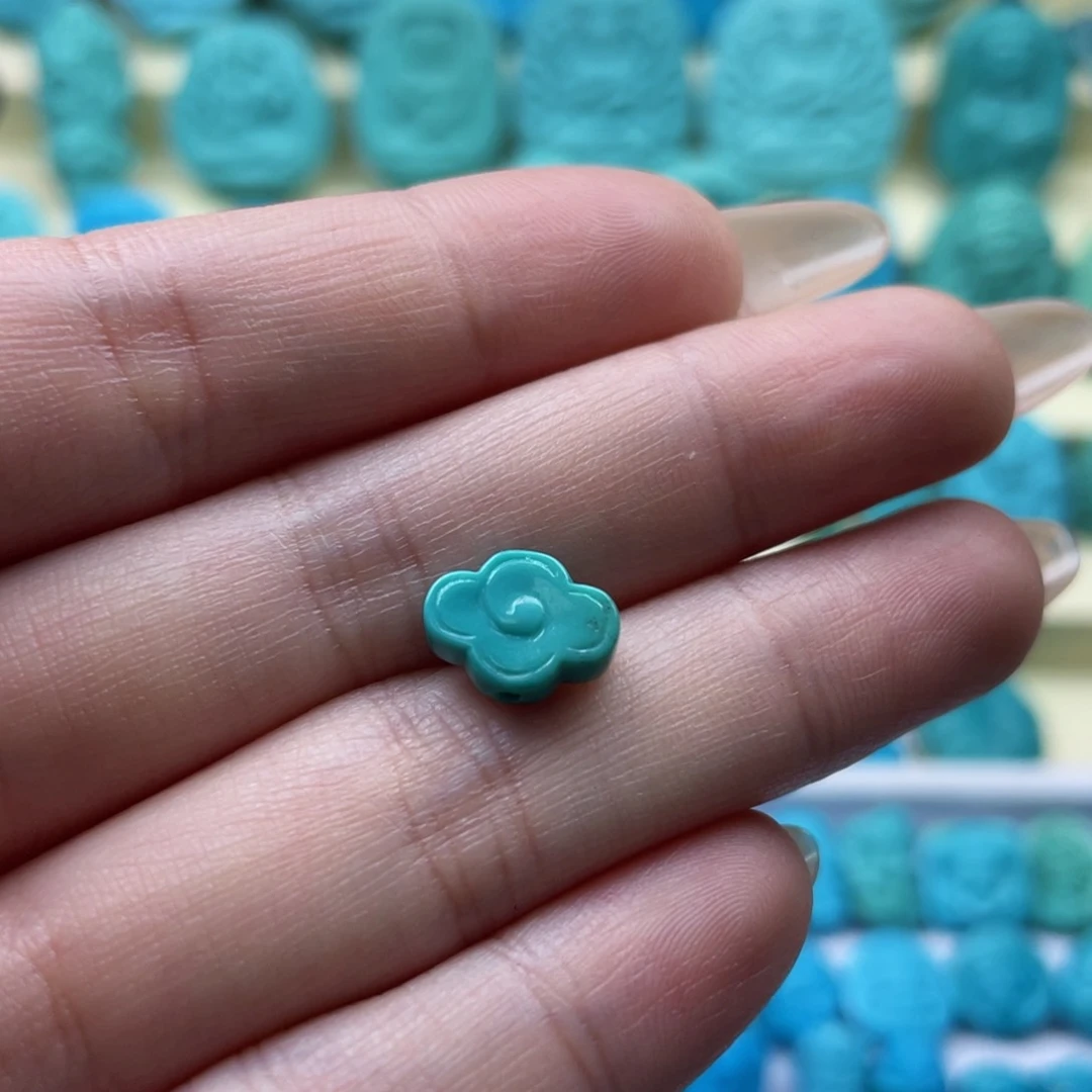 绿松石雕刻未镶嵌