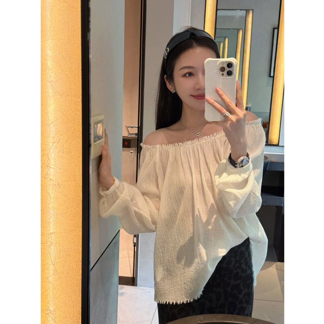 syna希娜 小肆季 淡人穿搭 新款一字肩毛边纯色上衣