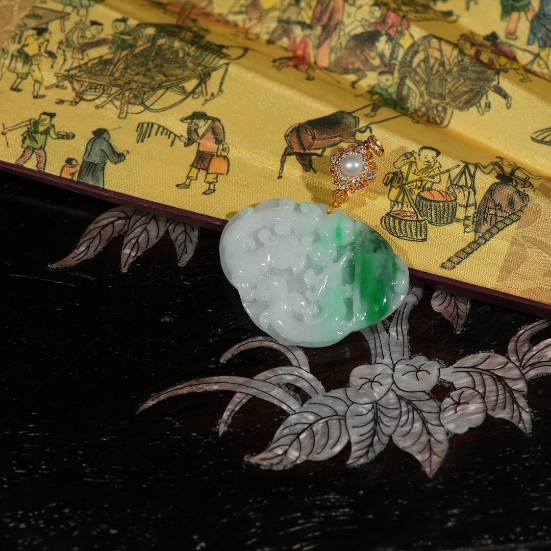 2.15香港王老板-翡翠吊坠5y270