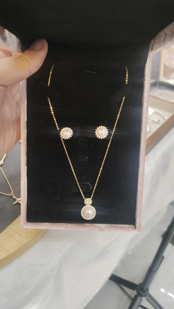 合金项链 太阳花淡水珠珠项链