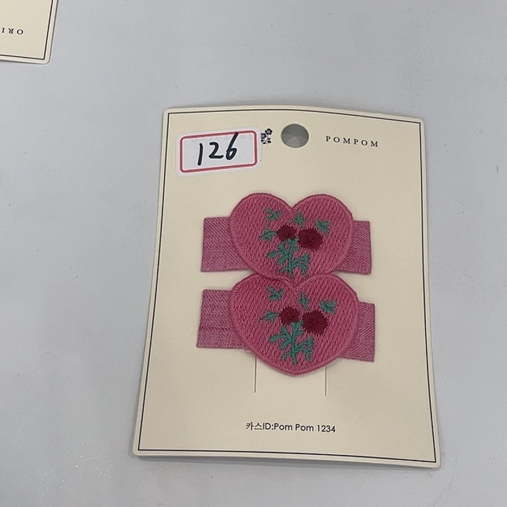 非金属粉色爱心拜拜发夹