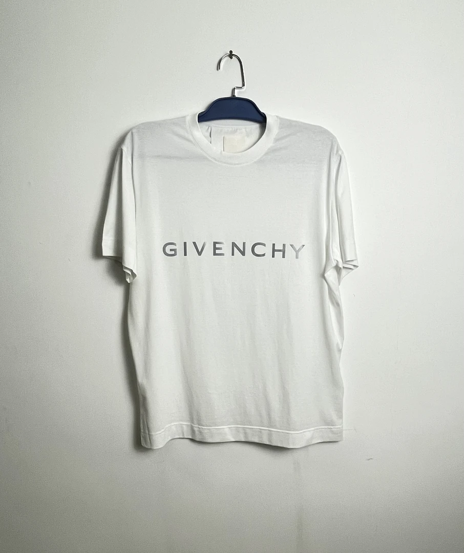 99新 Givenchy/纪梵希 纪梵希白色反光印花logo短袖/XL码