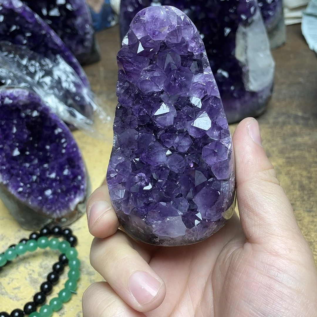 紫晶大型摆件（非配饰）未镶嵌