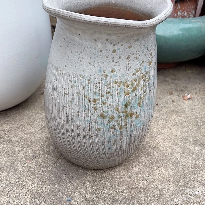 紫砂茶碗一个口径14高度24