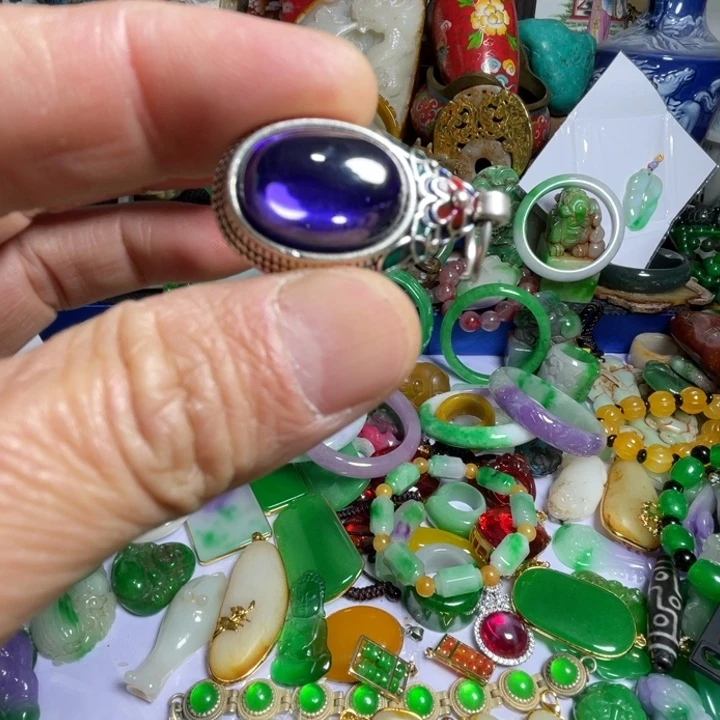 滴血莲花菩提吊坠