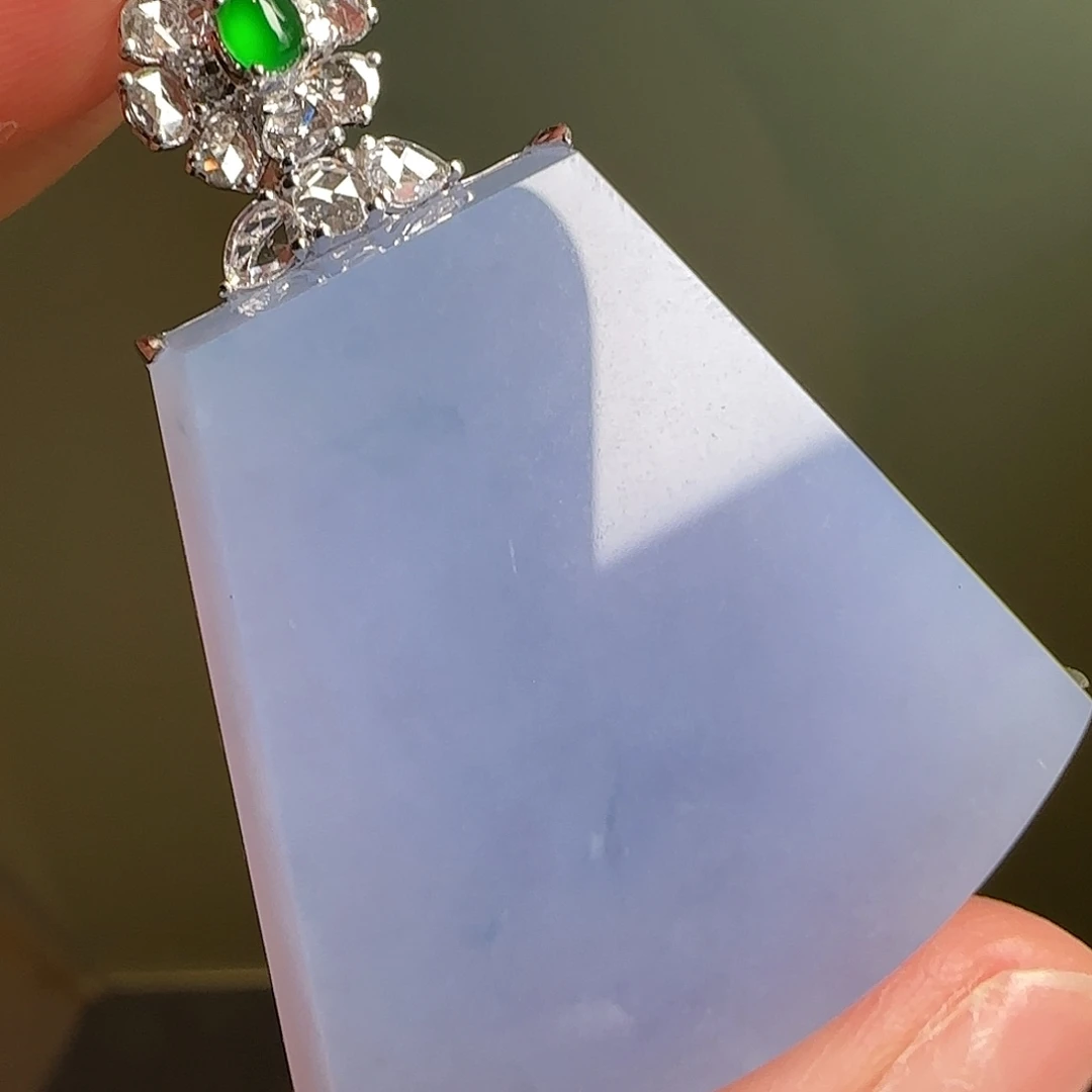 翡翠18K金镶嵌颈饰天然翡翠