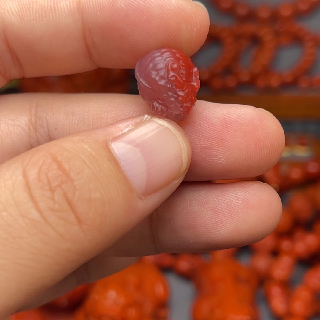 南红玛瑙配饰未镶嵌