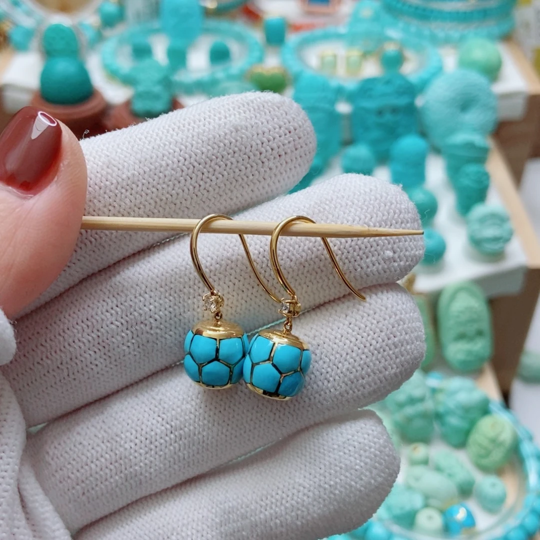 绿松石18K金镶嵌耳环