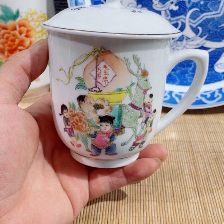 米*林粉彩手绘童子办公杯