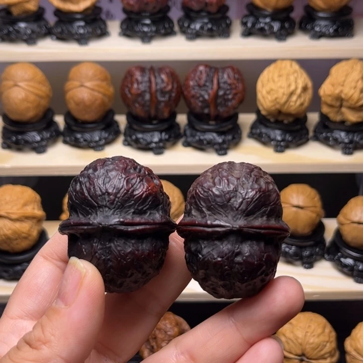 文玩核桃吊坠23w玉罗汉47尺