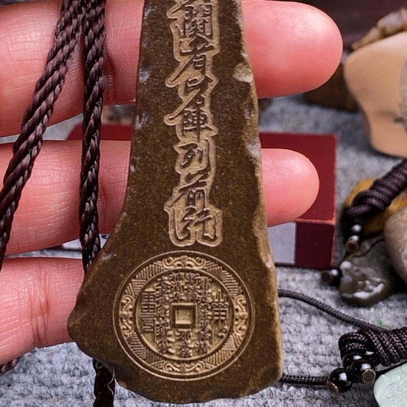 【闪购商品】原石雕刻手把件