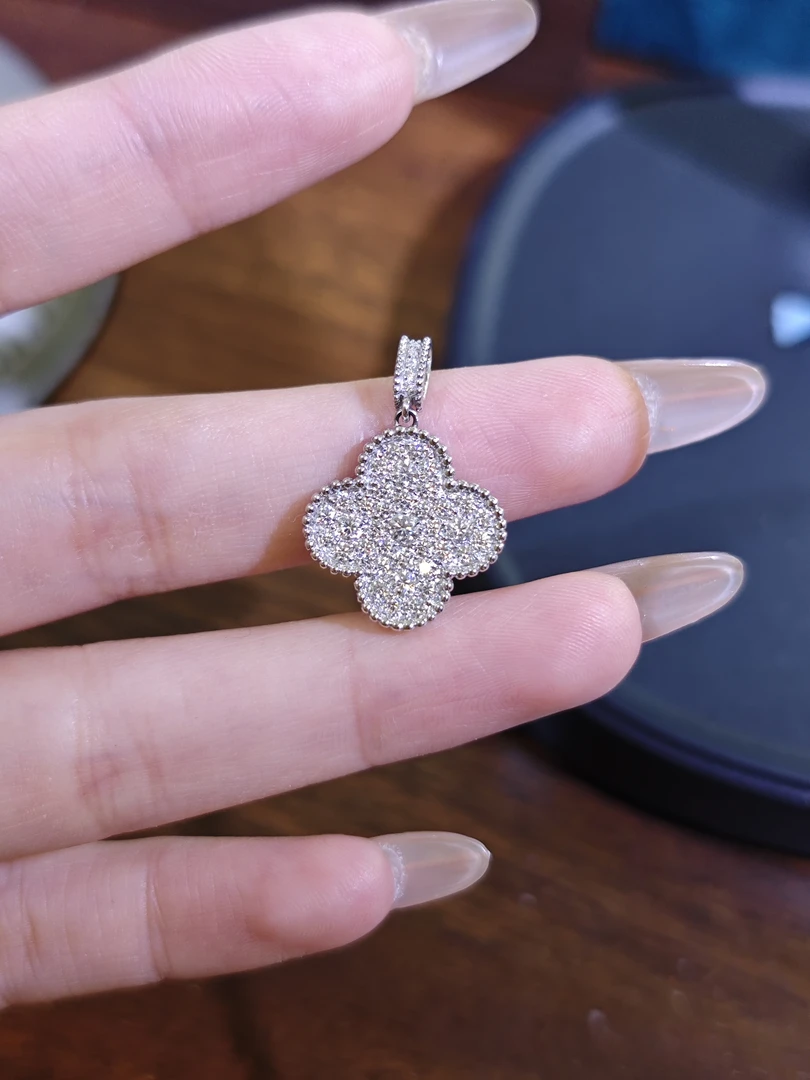 铂金莫桑四叶草吊坠