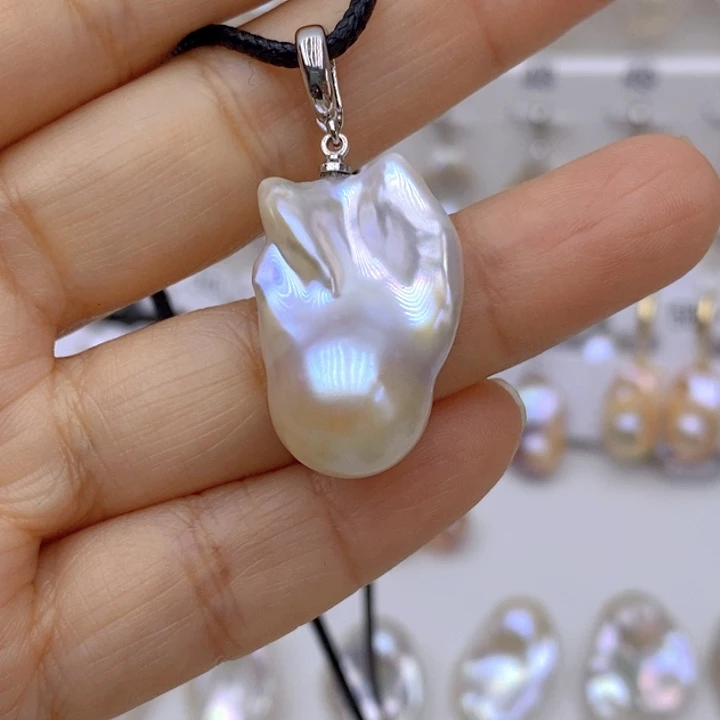 颈饰银S925镶嵌淡水珍珠