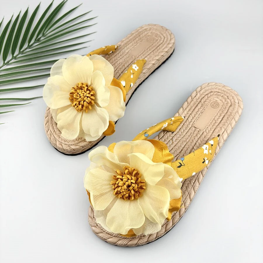 碎花人字拖平底拖鞋女外穿花朵时尚百搭海边度假ins防滑沙滩鞋子