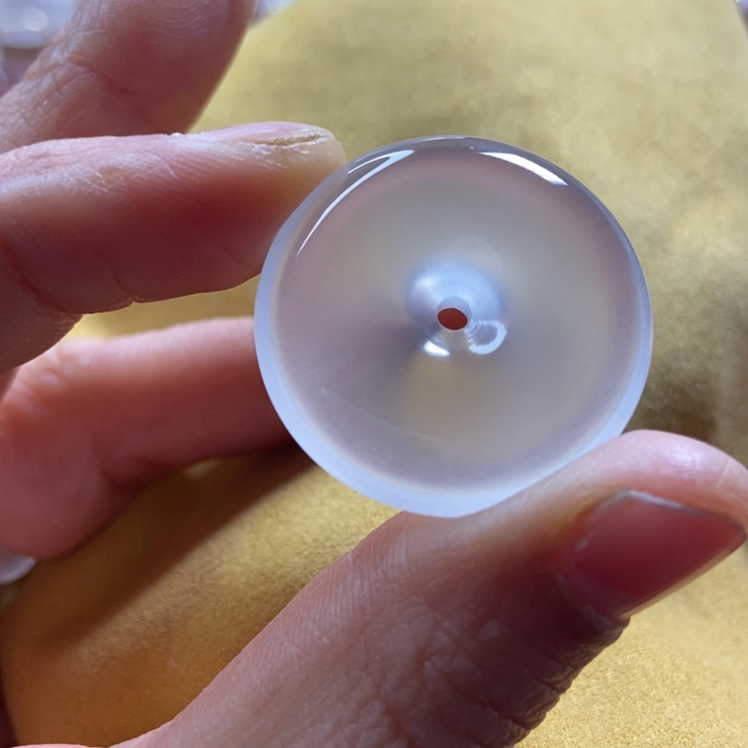 石英质玉颈饰未镶嵌