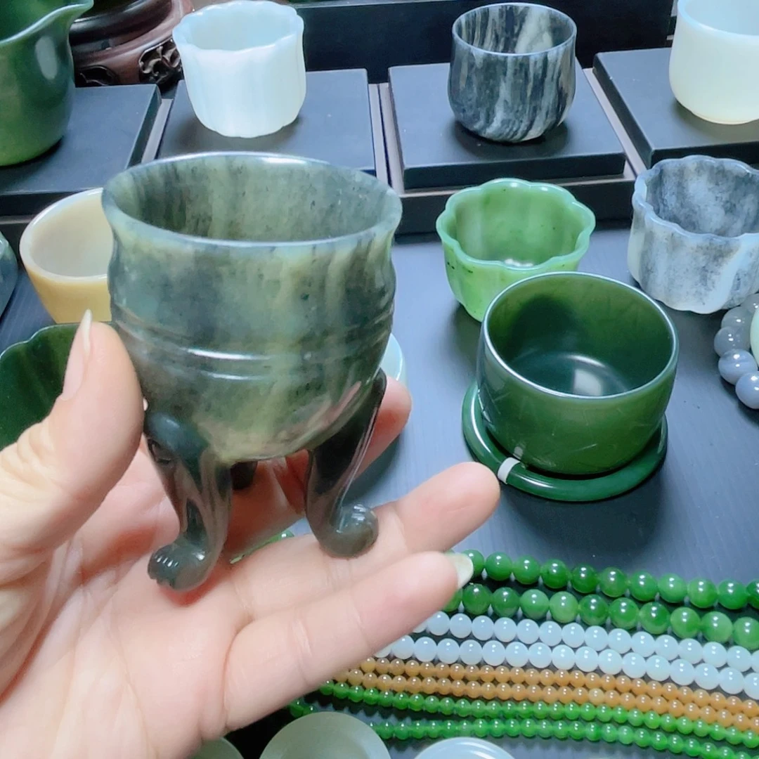 和田玉未镶嵌挂件漏价不议