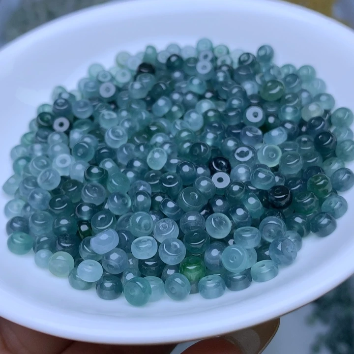 翡翠散珠卡3乘5冰蓝水算盘60个