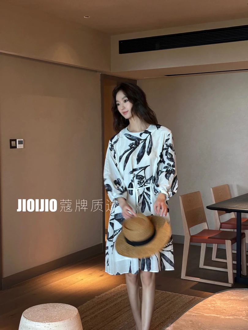 【黄心儿】黑白水墨花卉印花连衣裙-KDL2025