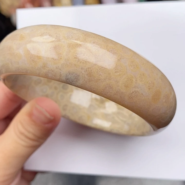 硅化玉手镯未镶嵌62:6有纹