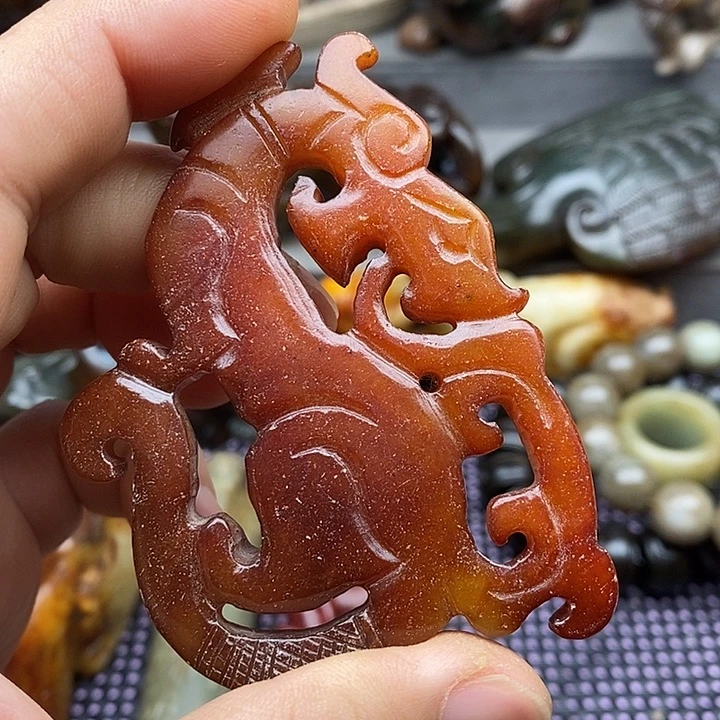 未镶嵌蛇纹石玉颈饰