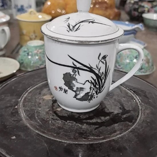 大***埊当代景德镇陶瓷工艺品
