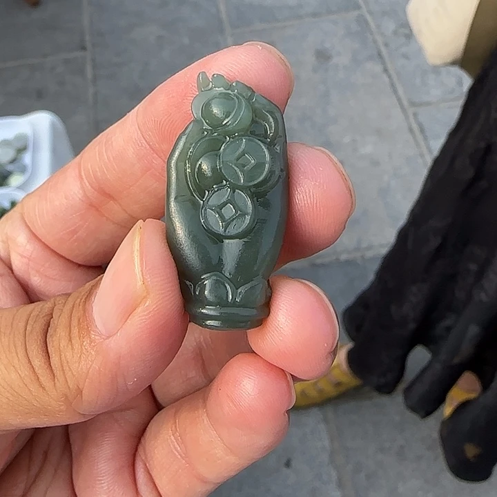 和田玉未镶嵌颈饰新疆且末蓝