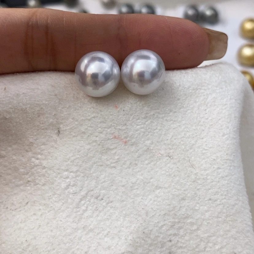 【闪购商品】海水珍珠耳饰18K金镶嵌h****g