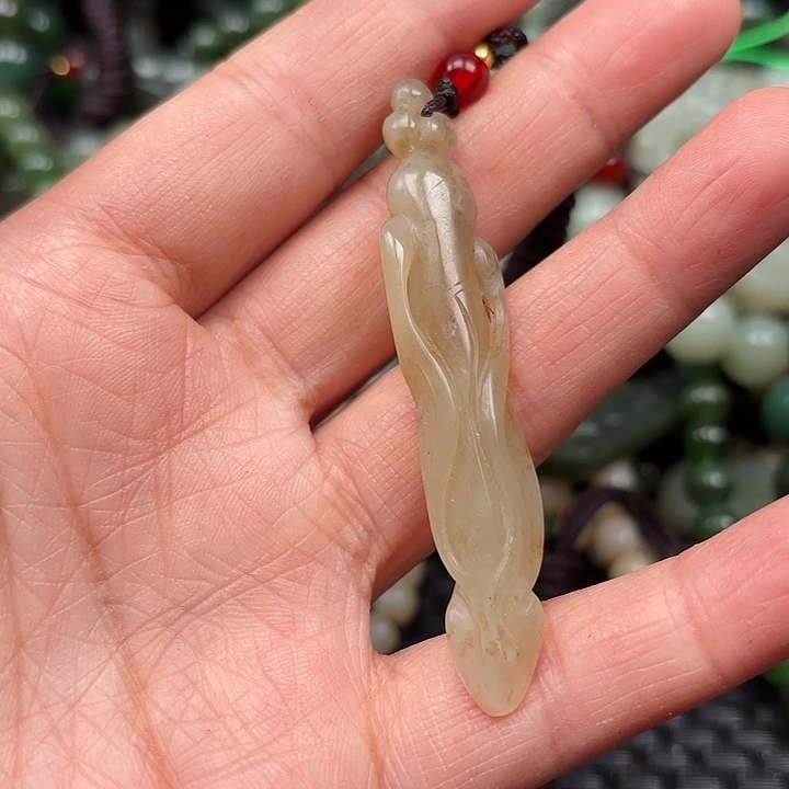 和田玉颈饰未镶嵌