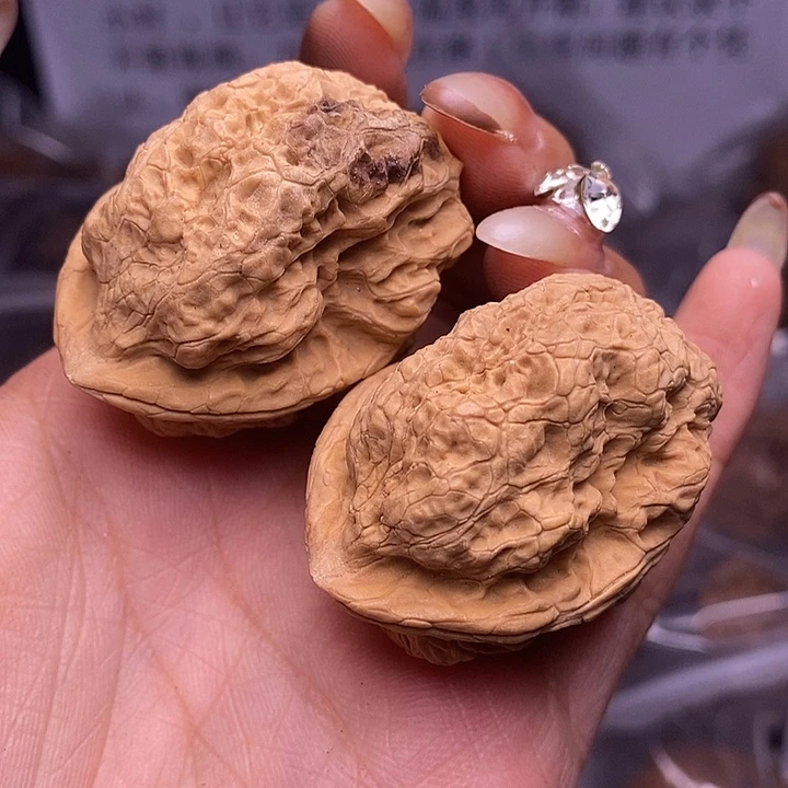 核桃云南野生铁核桃95号38mm