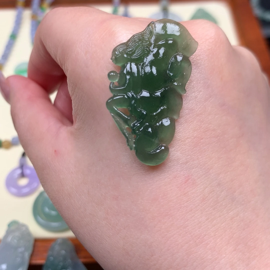 定制翡翠未镶嵌花仙子