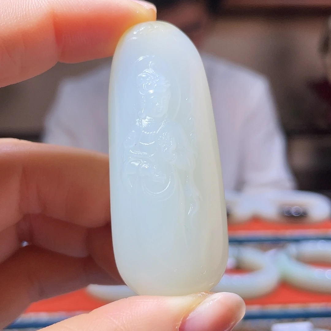 和田玉（糖玉）未镶嵌颈饰