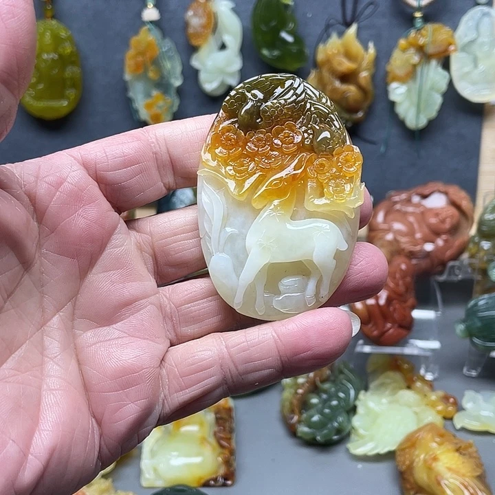 蛇纹石玉未镶嵌挂件