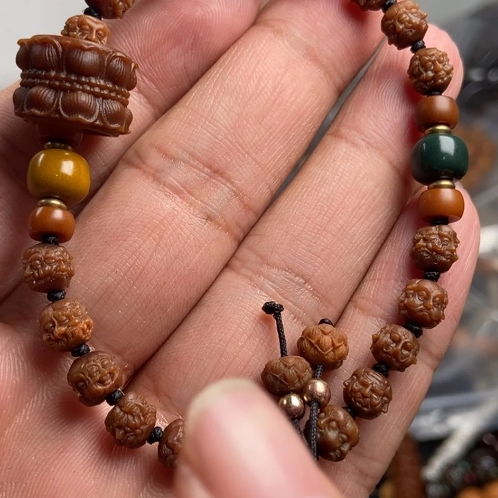 橄榄核吊坠今天是