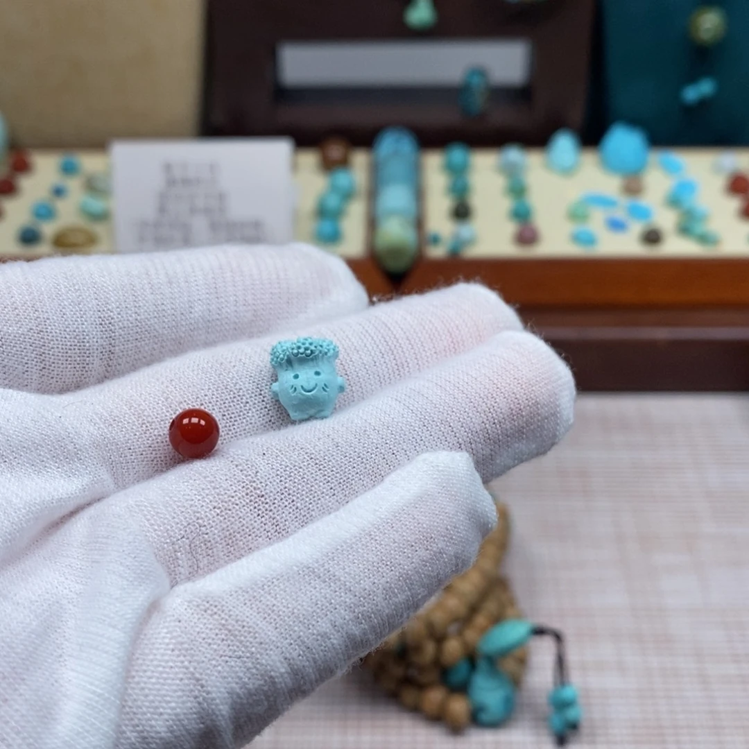 未镶嵌配饰南红玛瑙