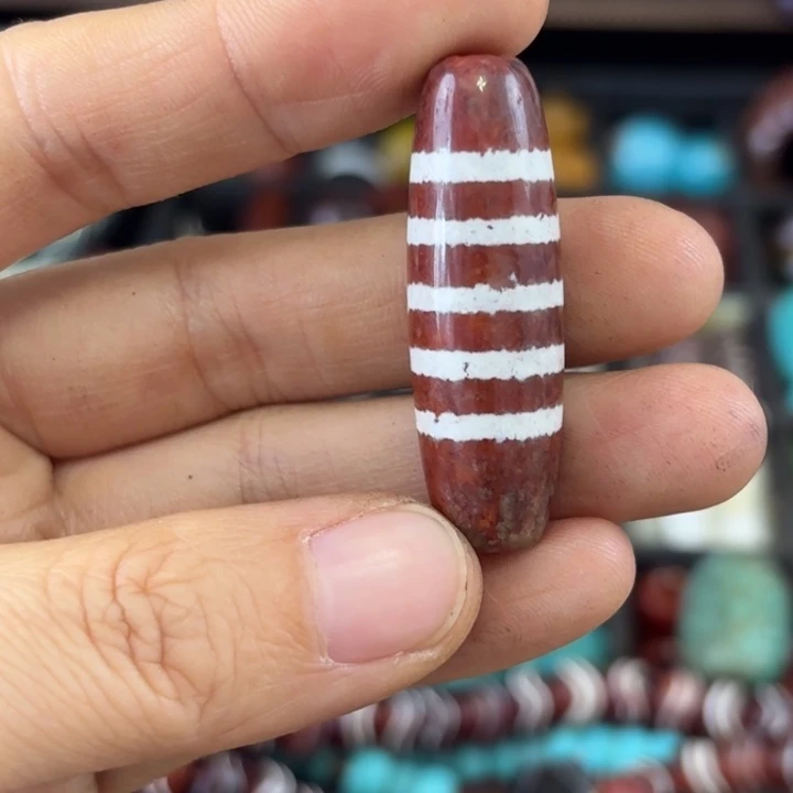 等***形玛瑙/玉髓颈饰未镶嵌