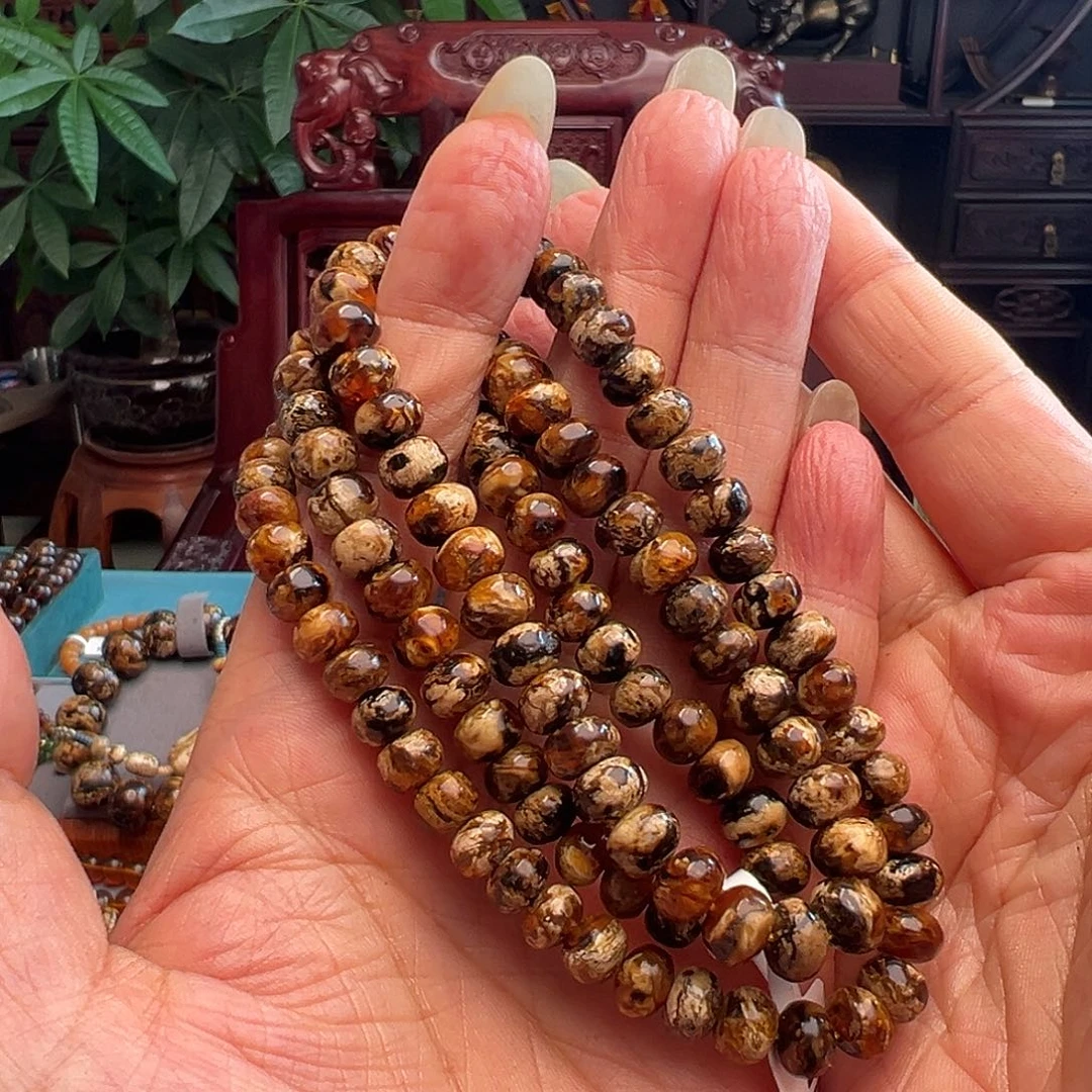 未镶嵌琥珀裸石抚顺琥珀20938七