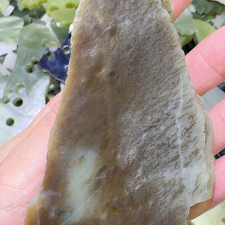 和田玉未镶嵌车挂