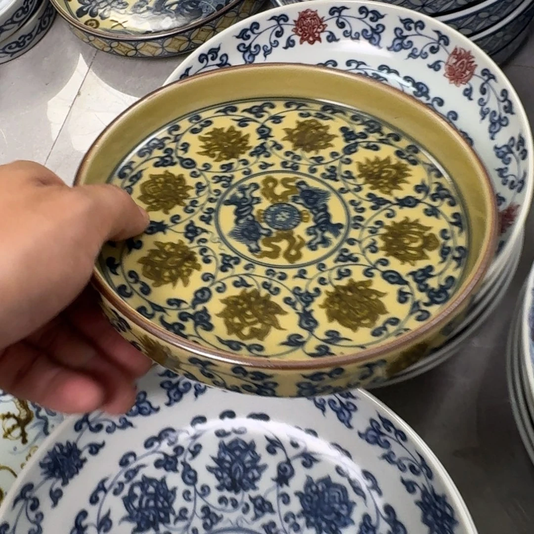 杯釉里金缠枝莲大壶承