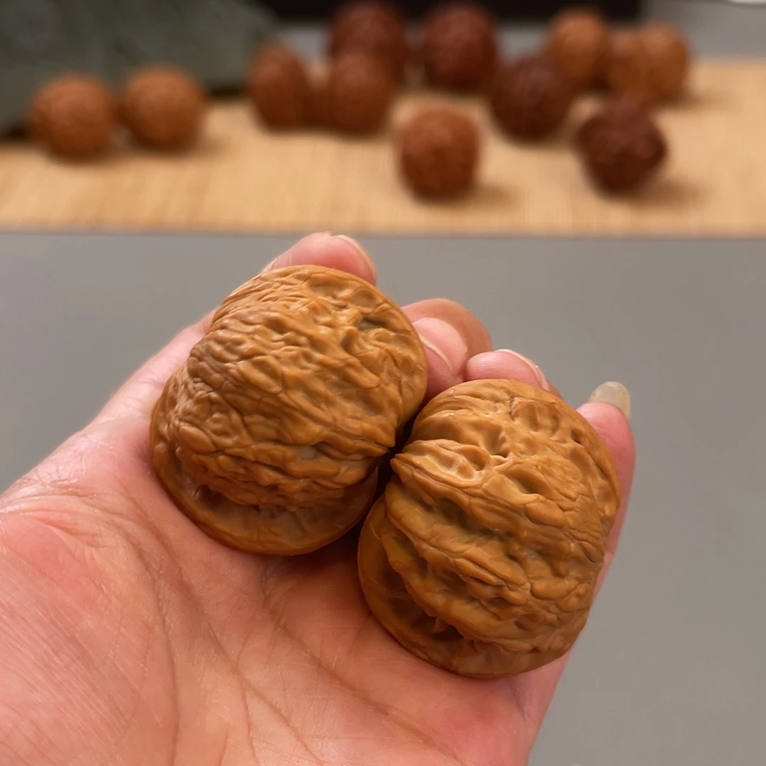 桃核把件40×40山地磨盘XM1054