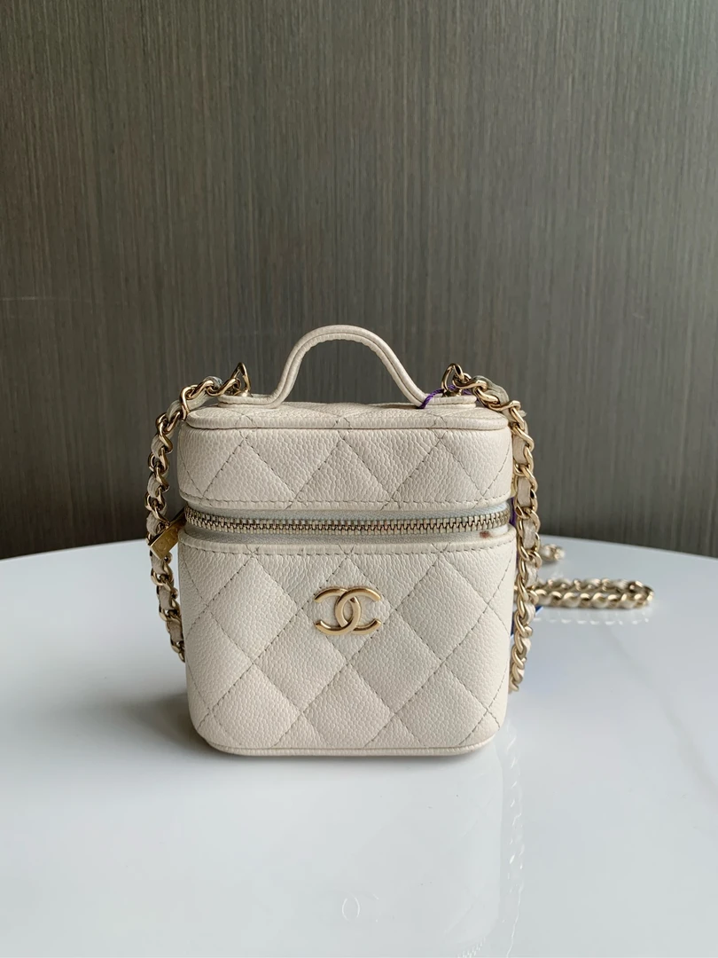 99新 Chanel/香奈儿 白色金扣荔枝皮mini号小烟盒包单肩斜挎包