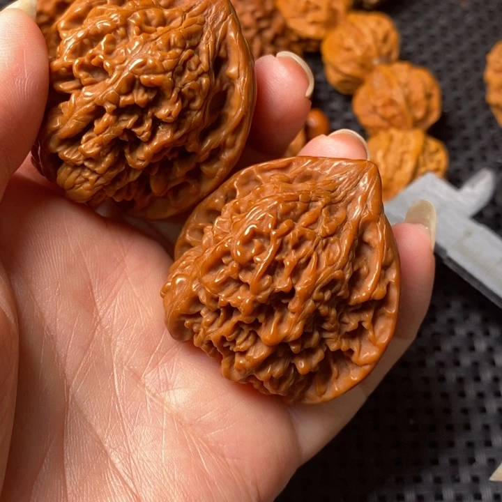 吊坠文玩核桃秦岭野生核桃