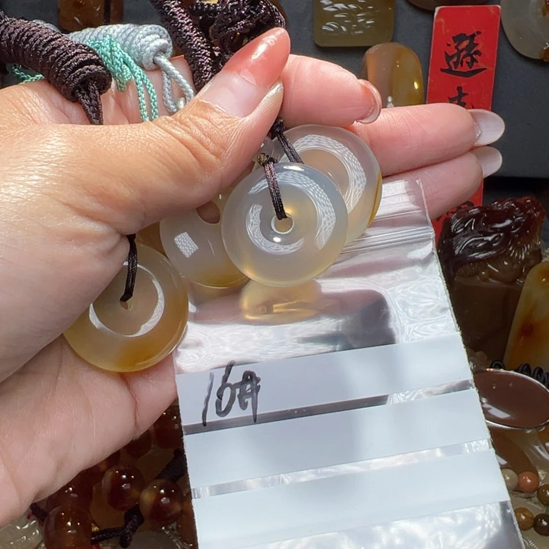 玛瑙/玉髓颈饰合金米16